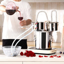 11.4L divu kondensatoru destilācijas aparāts ar iebūvētu termometru uz vāka un 8W ūdens cirkulācijas sūkni, šo iekārtu var izmantot augļu vīnu, brendija, degvīna, viskija, etanola, ūdens un ēterisko eļļu destilācijai.