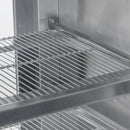 VEVOR ledusskapja tipa vitrīna, 901 L (32 kubikpēdas) ietilpība, četrstāvu komerciāla konditorejas izstrādājumu vitrīna ar LED apgaismojumu, gaisa plūsmas dzesēšanu un pārvietojama ar riteņiem, piemērota maiznīcām