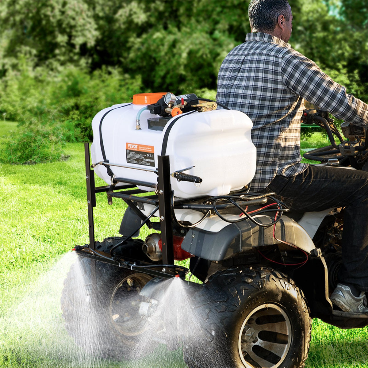 ATV smidzinātājs 60 l ar smidzināšanas stieni un 7,2 l/min plūsmas ātrumu