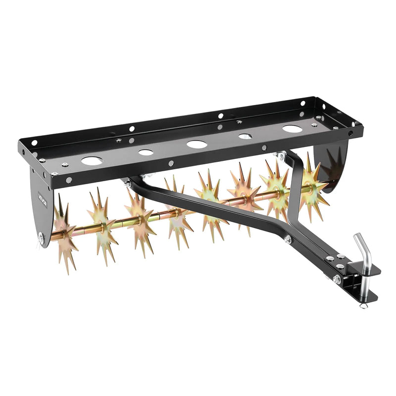 VEVOR velkams zāliena aerators 81 cm ar universālu sakabi, izturīgs un pret rūsu noturīgs augsnes aerācijas instruments ar svara platformu, paredzēts traktoriem un dārza tehnikai - ZEMLETES.LV