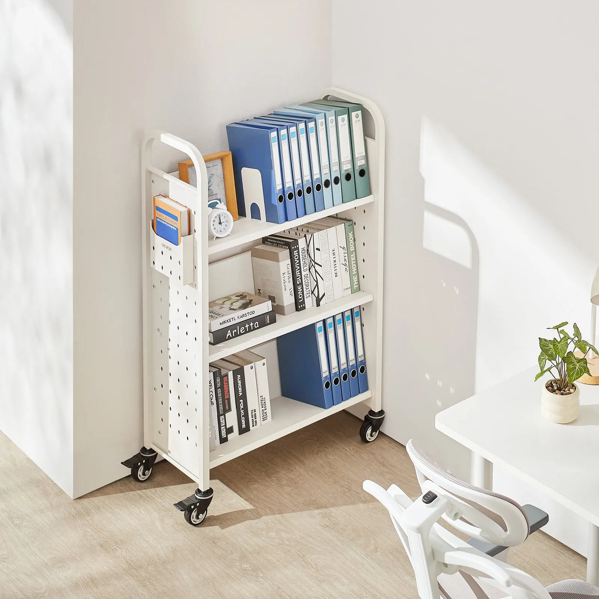 Mobile library book trolley, 150 kg load capacity, 77 × 38 × 122 cm, with single-sided V-shaped shelves and 76.2 mm locking wheels, book cart for home, office and school, white