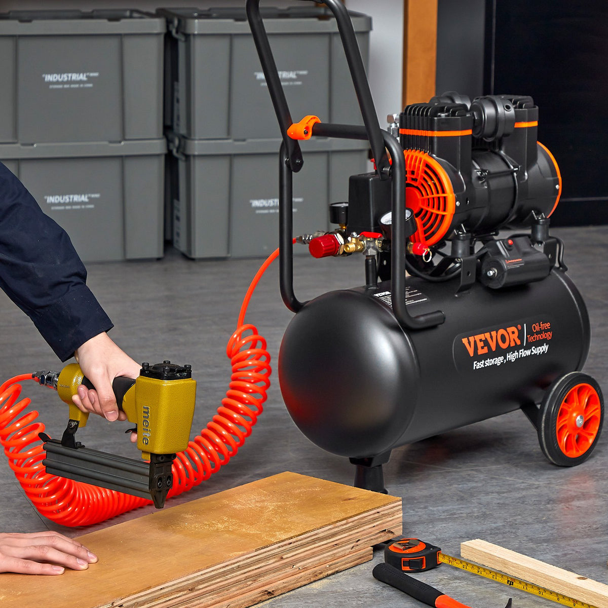 VEVOR gaisa kompresors 24 L, 1450 W, 3,35 CFM @ 90 PSI, maksimālais spiediens 116 PSI (8 bar)