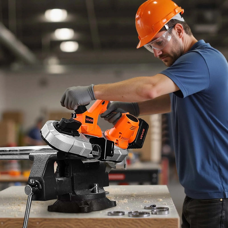 VEVOR 20 V portatīvā lentzāģa komplekts, griešanas dziļums 65 × 65 mm, 360 W bezsuku motors, 4,0 Ah akumulators, kompakts bezvadu portatīvais lentzāģis ar regulējamu ātrumu 0–192 m/min, paredzēts metāla un koka griešanai