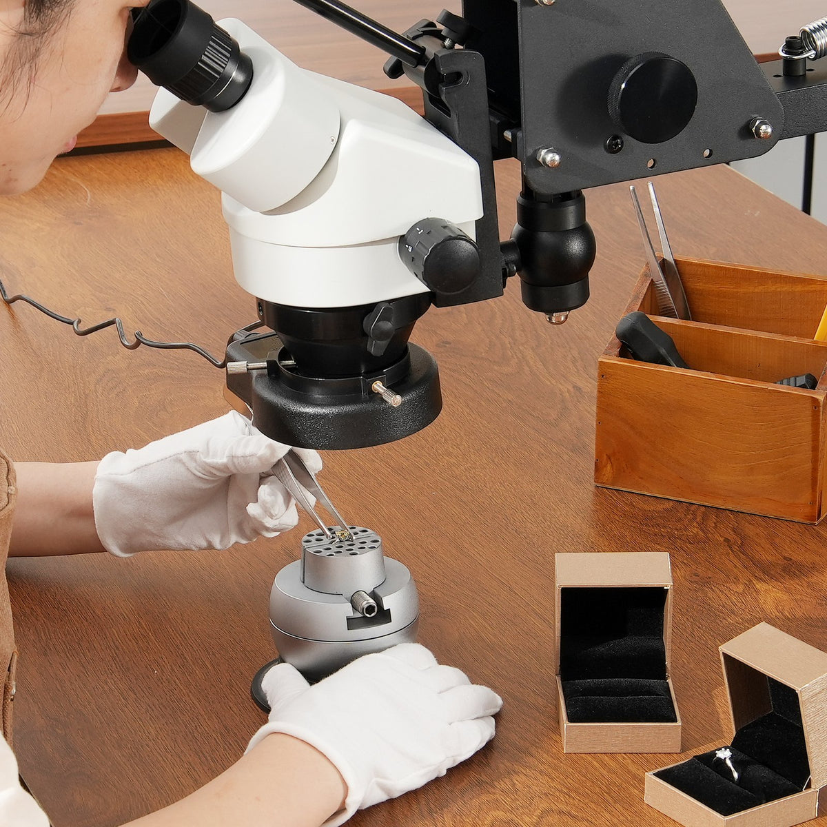 VEVOR Multi-directional Microscope with Spring Clamp and 360° Ball Head Stand, 7–45× Magnification, Jewellery Inlay Stand with Integrated USB Ring LED Illumination