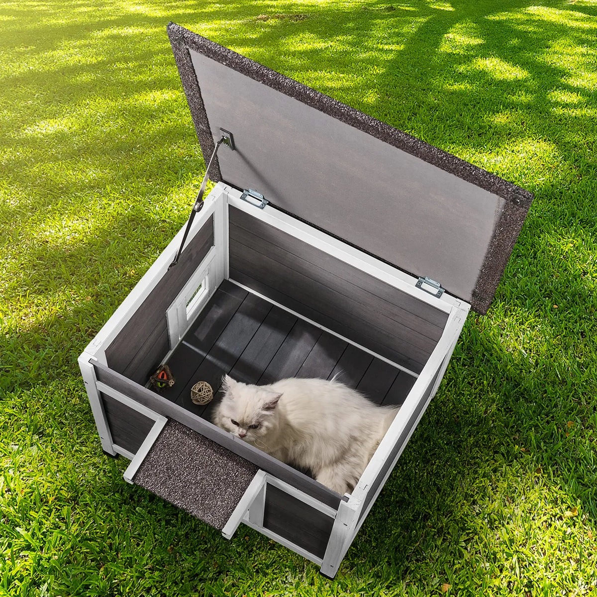 VEVOR Outdoor Wooden Cat House with Window, Openable Roof and PVC Door Curtain, for 1–2 Cats, 61 × 53 × 46 cm