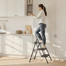 VEVOR 3 pakāpju saliekamās kāpnes ar platu pretslīdes pakāpienu un ērtu rokturi, pārnēsājamas tērauda kāpnes ar 272 kg nestspēju, lietošanai virtuvē, mājās un birojā, melnas