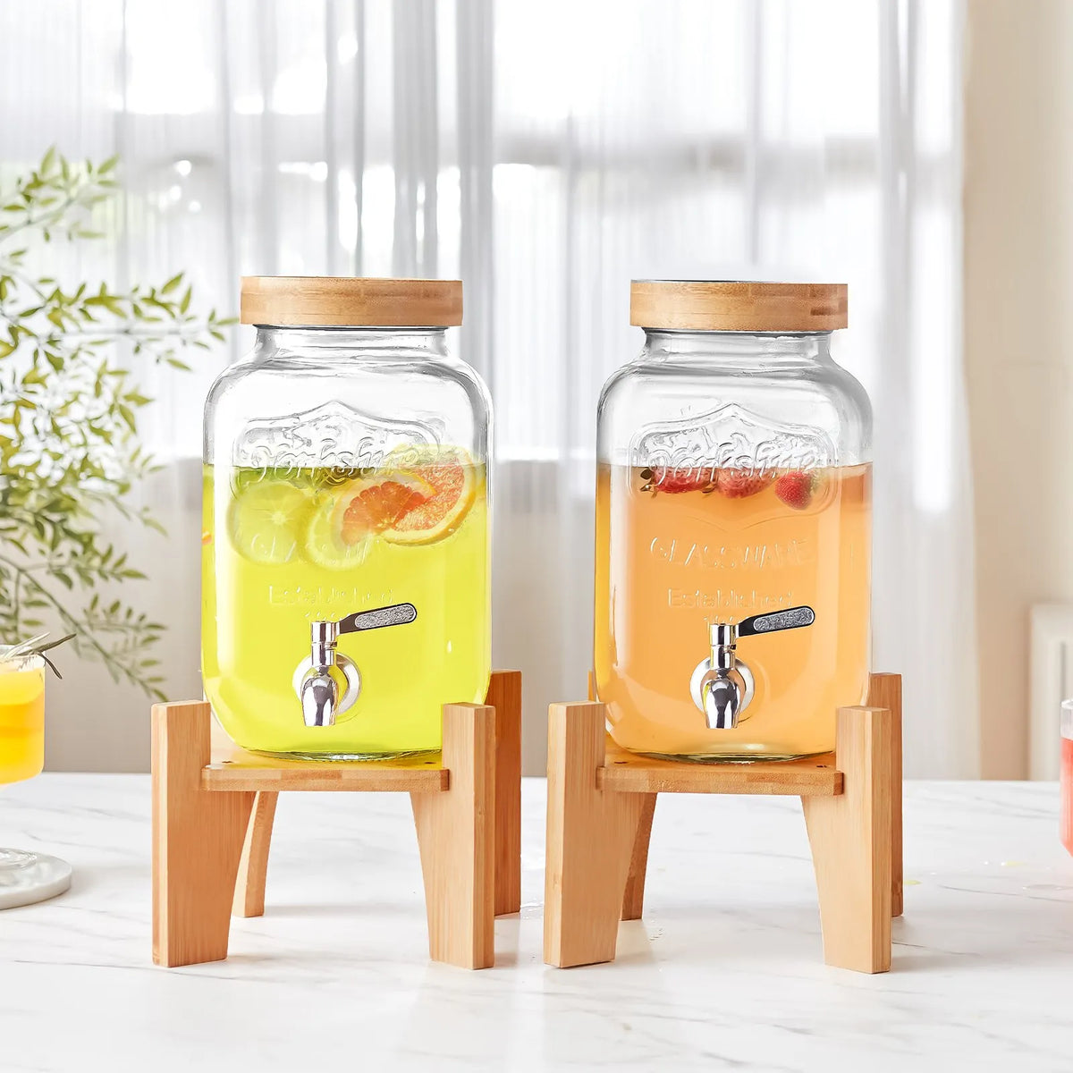 VEVOR Glass Beverage Dispenser 3.8 l with Stand and Stainless Steel Tap