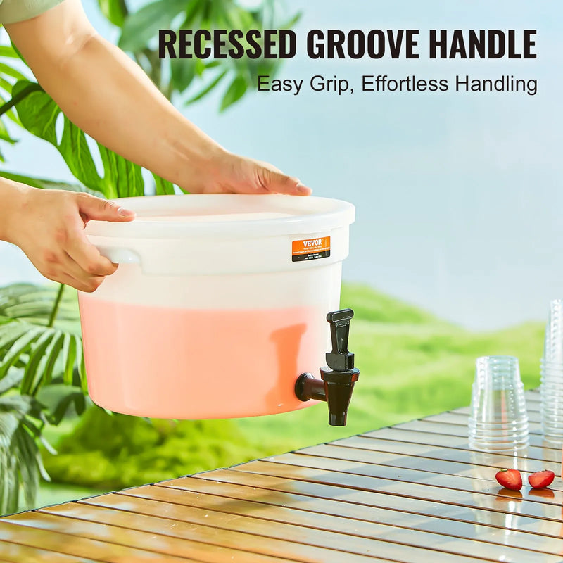 VEVOR dzērienu dozators, 11,4 l plastmasas sulas dozators ar krāniņu un vāku, piemērots ledustējai, limonādei, sulai un ūdenim, restorāniem, viesnīcām un pasākumiem