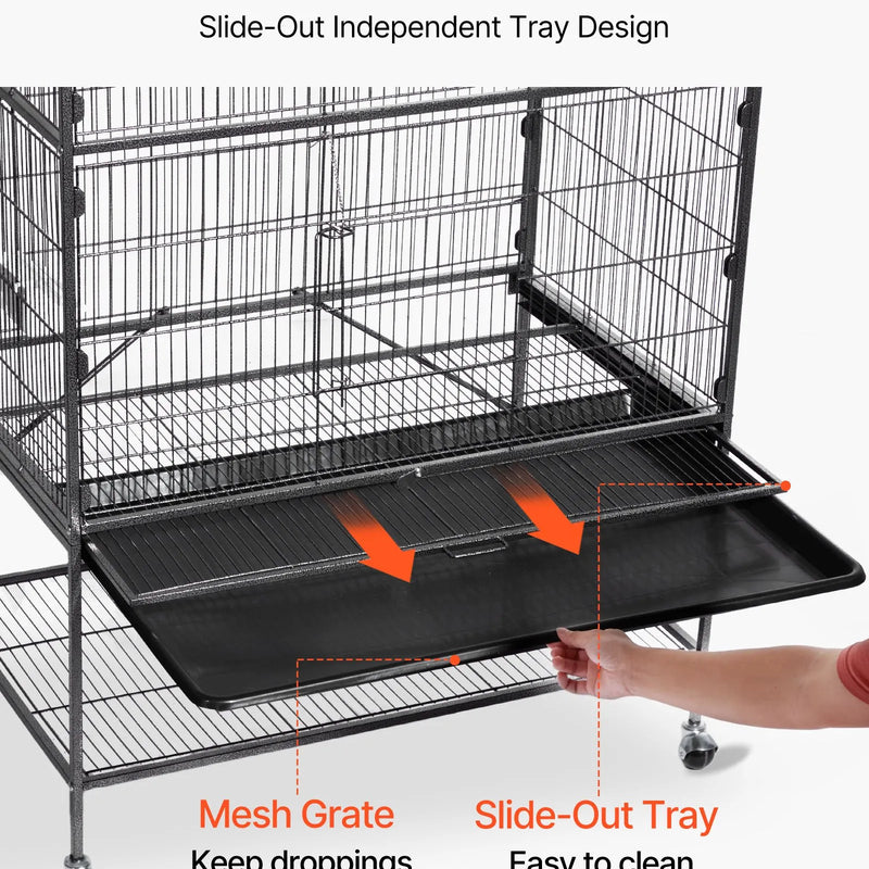 VEVOR putnu būris 800 × 520 × 1320 mm ar plakanu augšu, kalta dzelzs lidojuma būris ar sēžkociņiem, izvelkamu paplāti un plastmasas barotavām, ar ritentiņiem papagaiļiem, zīlītēm, nimfām, kanārijputniņiem un mūku papagaiļiem