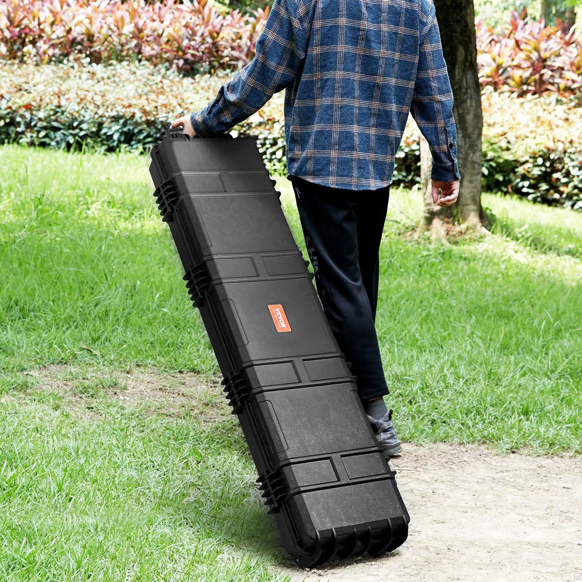 VEVOR cietais ieroču koferis ar slēdzeni un 3 slāņu pilnībā aizsargājošām putām, 138 cm, ar riteņiem, IP67 ūdensizturīgs un saspiešanas izturīgs koferis divām šautenēm vai bisiem, airsoft ieročiem - ZEMLETES.LV