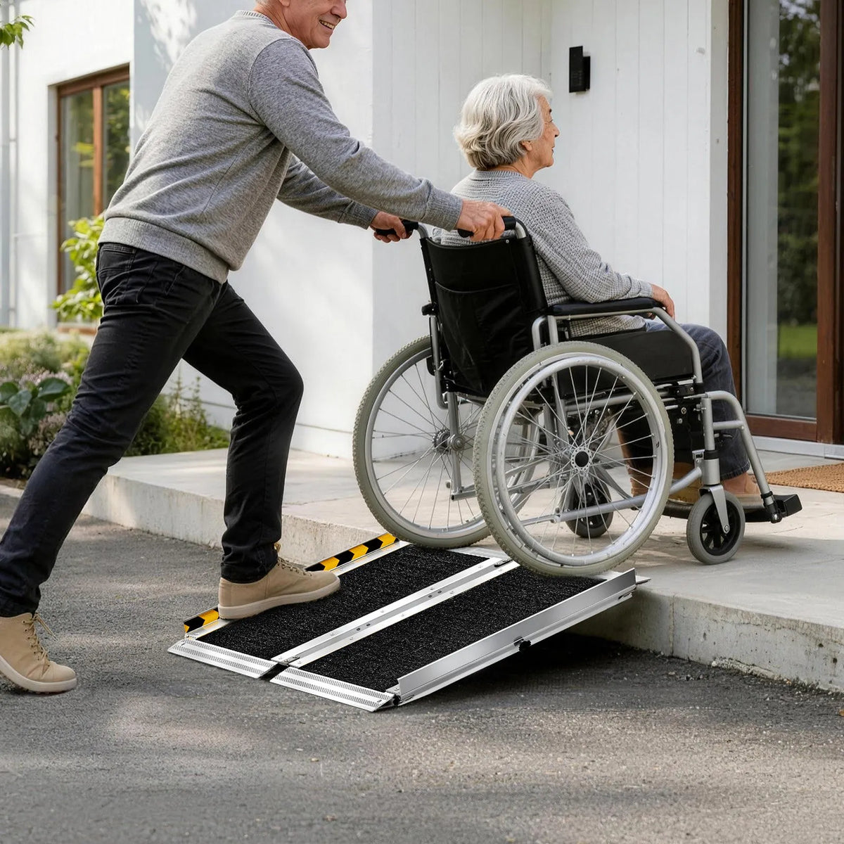 VEVOR Folding Aluminium Wheelchair Ramp 61 cm, up to 363 kg, Non-slip