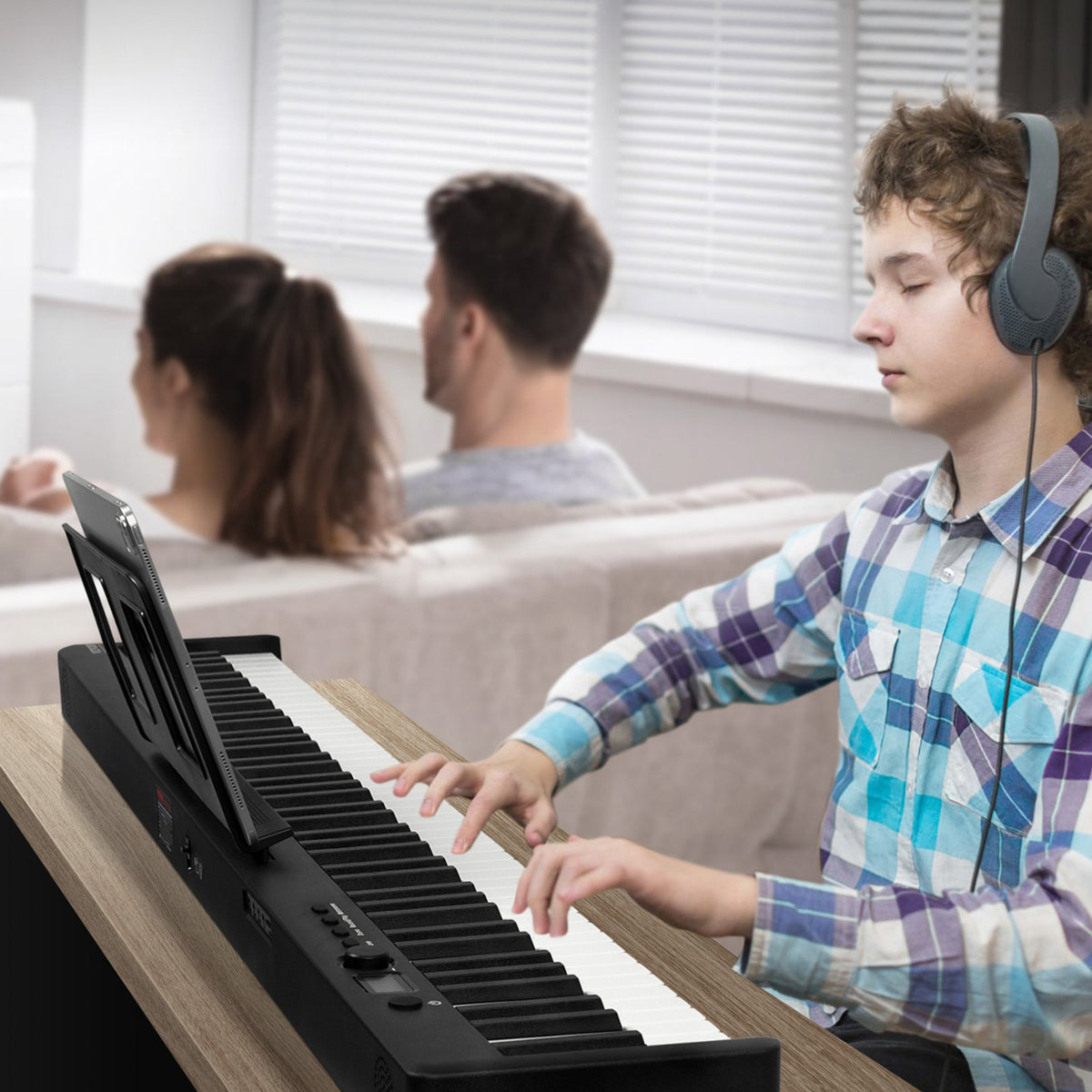 VEVOR Foldable Keyboard 88 Keys with Bluetooth and MIDI, Black