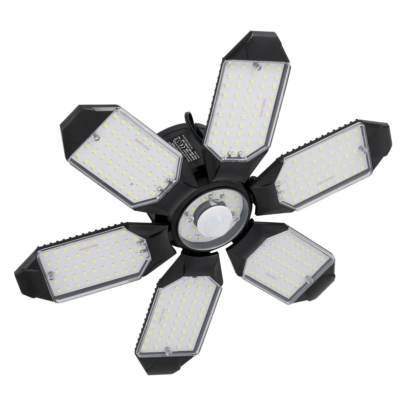 2 gab. LED garāžas lampas, 15000 lm, 6500 K ar kustību sensoru, griestu gaismekļi ar 6 regulējamām plāksnēm, E26/E27 cokols, īpaši spilgts apgaismojums darbnīcām, noliktavām un pagrabam