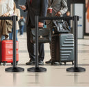 VEVOR barjeras stabi 4 gab., rindas organizēšanas sistēma ar 4 izvelkamām lentēm, melni oglekļa tērauda stabi ar smiltīm pildāmu pamatni, piemēroti teātriem, pasākumiem, kāzām un izstādēm