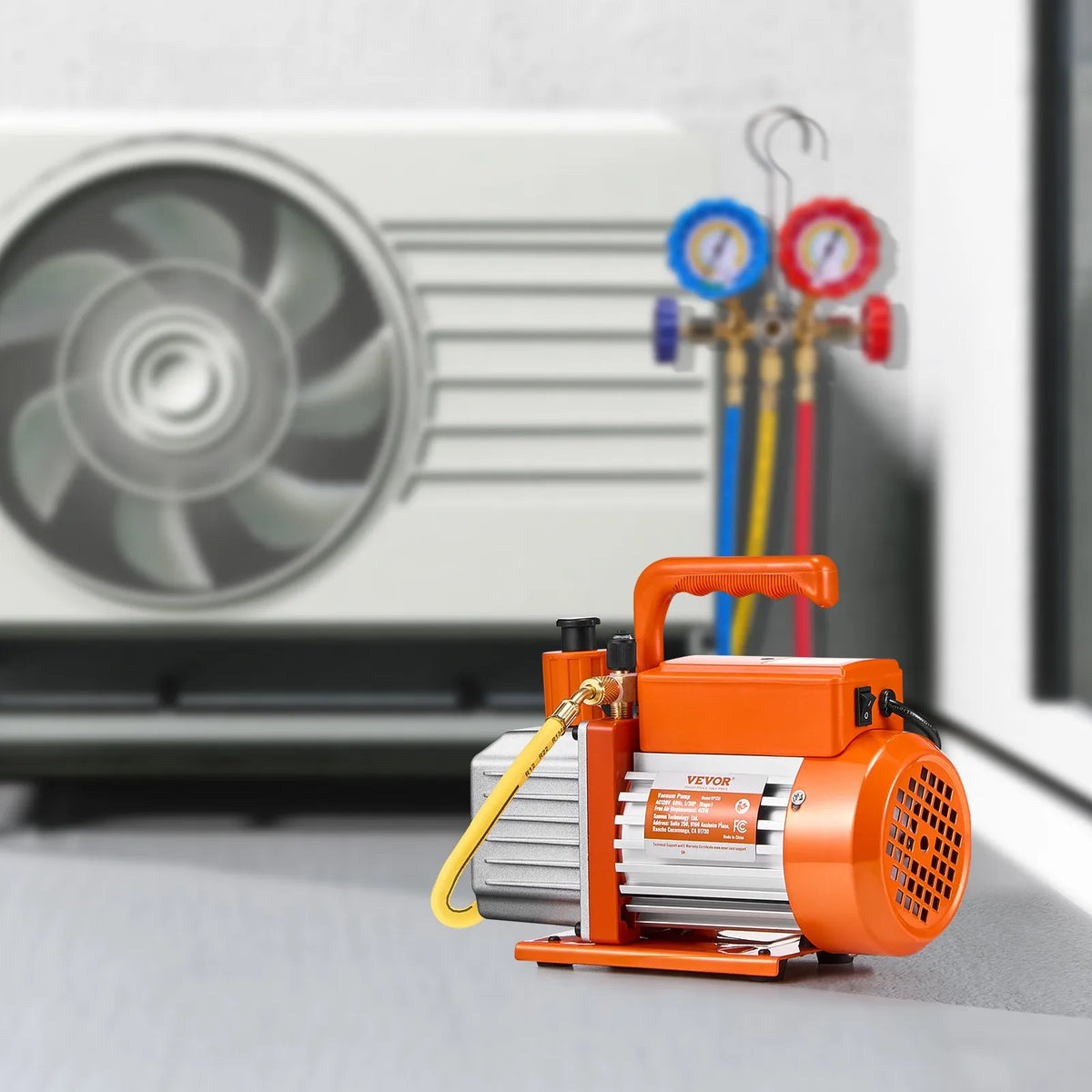 VEVOR Vacuum Pump 233 l/min, Single-Stage Rotary Vane HVAC Vacuum Pump for R134a / R22 / R410a Systems, Kit with Oil Bottle, for Car Air Conditioning Maintenance and Resin Degassing