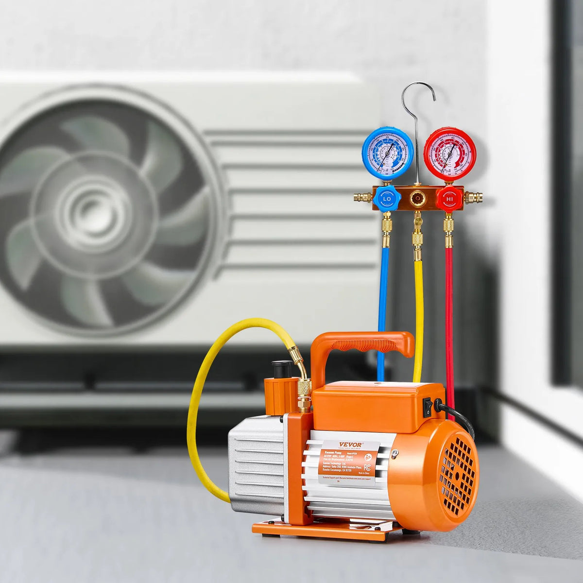 VEVOR Single-Stage HVAC Vacuum Pump with Gauge Kit 217 l/min, Rotary Vane Design, with Hoses, Suitable for R134a, R12, R22, R502a, R410A, R404, R407C Refrigerants