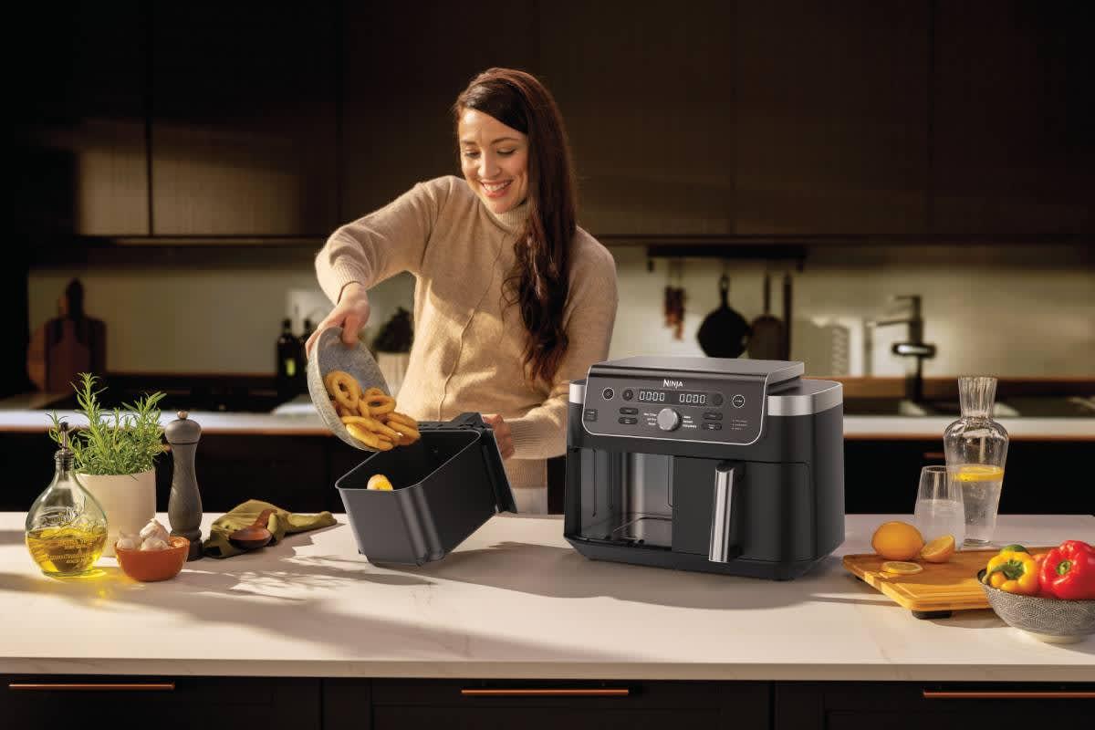 Ninja DualZone XL DZ950EU 2470 W 9.5 L Hot Air Fryer with 2 Independent 4.75 L Zones, Smart Cook Thermometer, 6 Cooking Programmes, SYNC and MATCH Functions