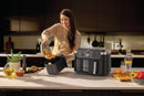 Ninja DualZone XL DZ950EU, 2470 W, 9,5 l karstā gaisa friteris ar 2 neatkarīgām 4,75 l zonām, viedo Smart Cook termometru, 6 gatavošanas programmām, SYNC un MATCH funkcijām