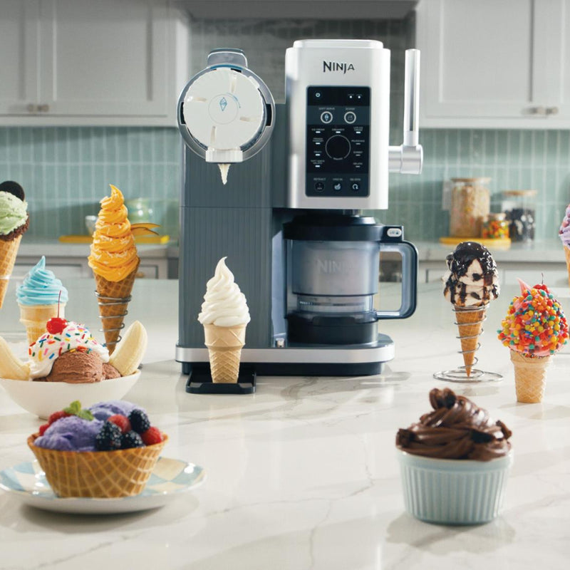 Ninja CREAMi Swirl NC701EU, 800 W, 13-in-1 saldējuma un mīkstā saldējuma aparāts, 2 × 480 ml tvertnes, Soft Serve, Gelato, Sorbet, Frozen Yogurt, Milkshake un Mix-In