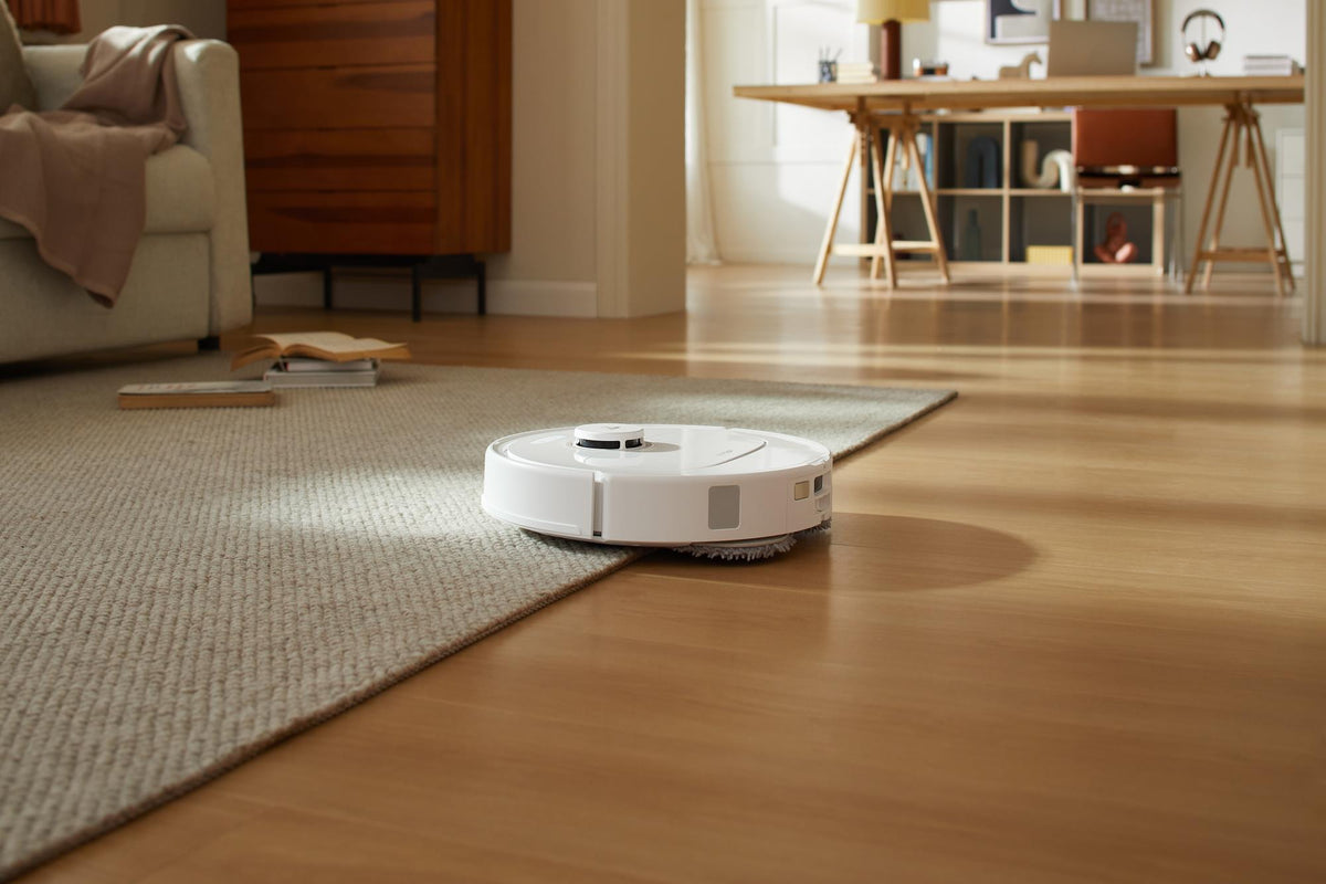 Roborock Qrevo C Pro White QRRCP02-00, robotpuhasti kuiva ja märja puhastuse funktsiooniga, 18 500 Pa, LiDAR-navigatsiooniga ja isepuhastusjaamaga