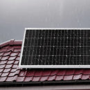 VEVOR 800 W 12 V pilns saules enerģijas komplekts, 4 × 200 W monokristāliski saules paneļi, 12,8 V 300 Ah LiFePO₄ akumulators, 60 A MPPT uzlādes kontrolieris un 2000 W strāvas invertors mājai, mazai saimniecībai, namiņam un autonomai energoapgādei