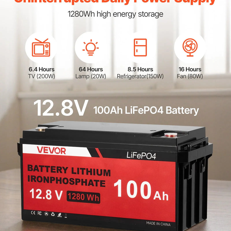 VEVOR 600 W 12 V saules un vēja enerģijas komplekts, 2 × 100 W monokristāliski saules paneļi, 400 W vēja turbīna ar kontrolieri, 12,8 V 100 Ah LiFePO₄ akumulators un 1000 W hibrīdinvertors mājai, RV, laivai, kempingam un autonomai energoapgādei