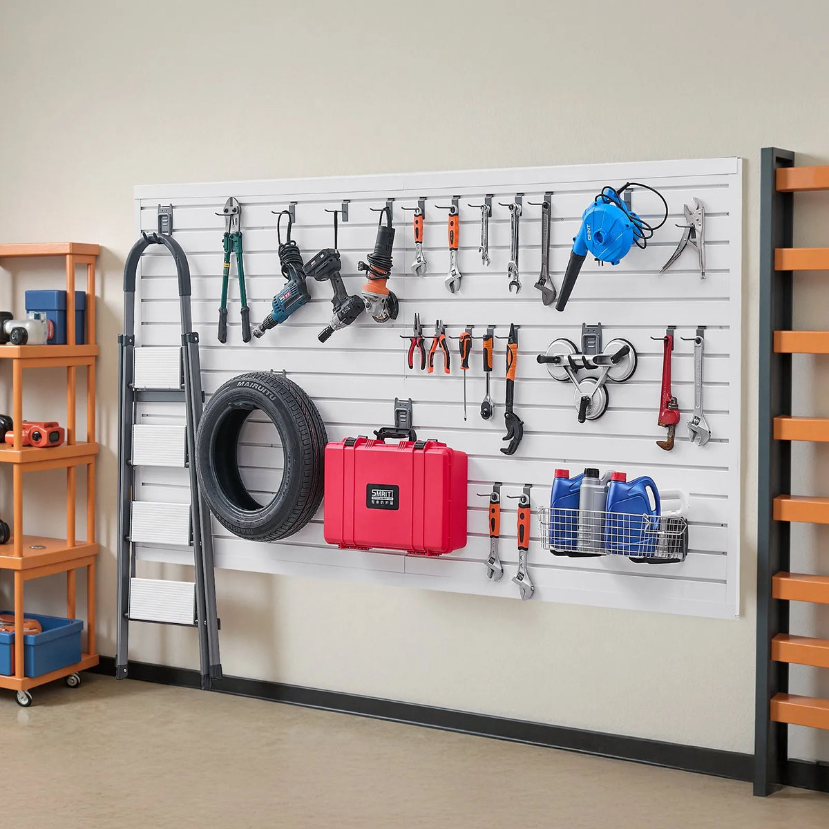 VEVOR Slatwall rievoto sienas paneļu sistēma, 2440 × 1220 mm, PVC sienas paneļi ar piederumiem, balta modulāra uzglabāšanas un demonstrēšanas sistēma, viegli uzstādāma, pielāgojama un piegriežama, garāžai, darbnīcai, veikalam un mājai