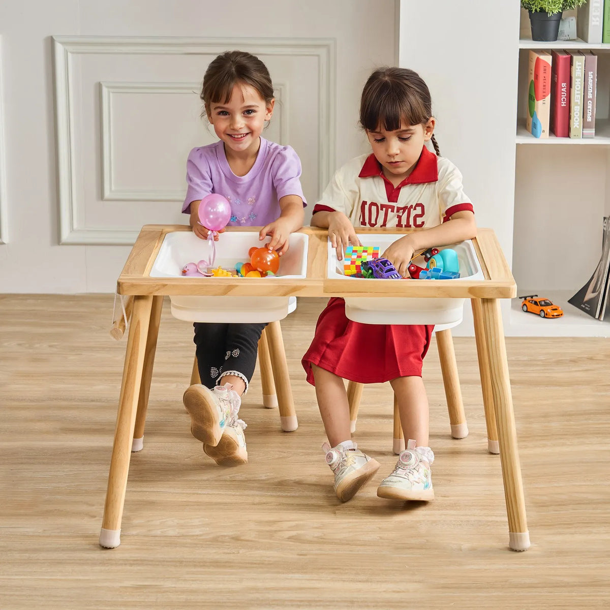 VEVOR puidust sensoorne laud lastele 2 tabureti, 2 hoiukasti ja paberirulli hoidjaga, 81,5 × 60 cm