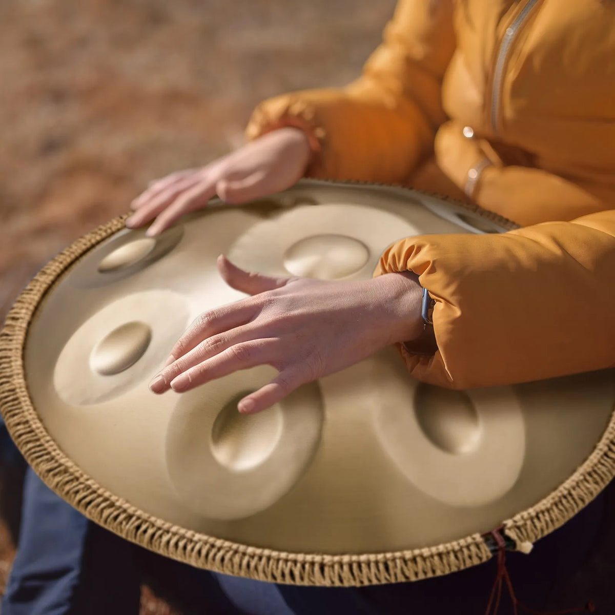 VEVOR Handpan tērauda mēles bungas 55,9 cm ar 9 notīm D minorā ar vālītēm pieaugušajiem - ZEMLETES.LV