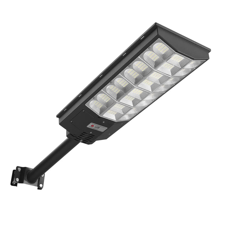 VEVOR 8000 W saules ielas lampa āra lietošanai 450000 lm LED drošības prožektors ar kustības sensoru, krēsla līdz rītausmai, IP65, piebraucamajam ceļam un pagalmam, 1 gab. - ZEMLETES.LV