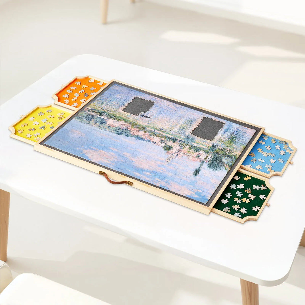 VEVOR 1000 detaļu rotējošs puzles dēlis ar 4 krāsainām filca atvilktnēm un pārsegu, 73 x 53 cm pārnēsājams koka galds, regulējams 2 slīpuma leņķos, puzļu piederumi pieaugušajiem, dzimšanas dienas dāvana mammai - ZEMLETES.LV